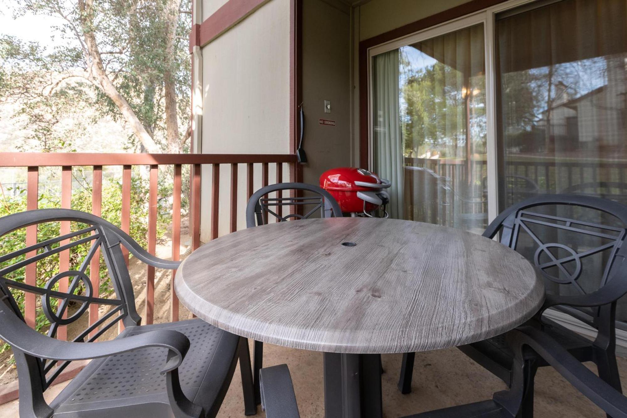 San Diego Country Estates Ramona Room photo